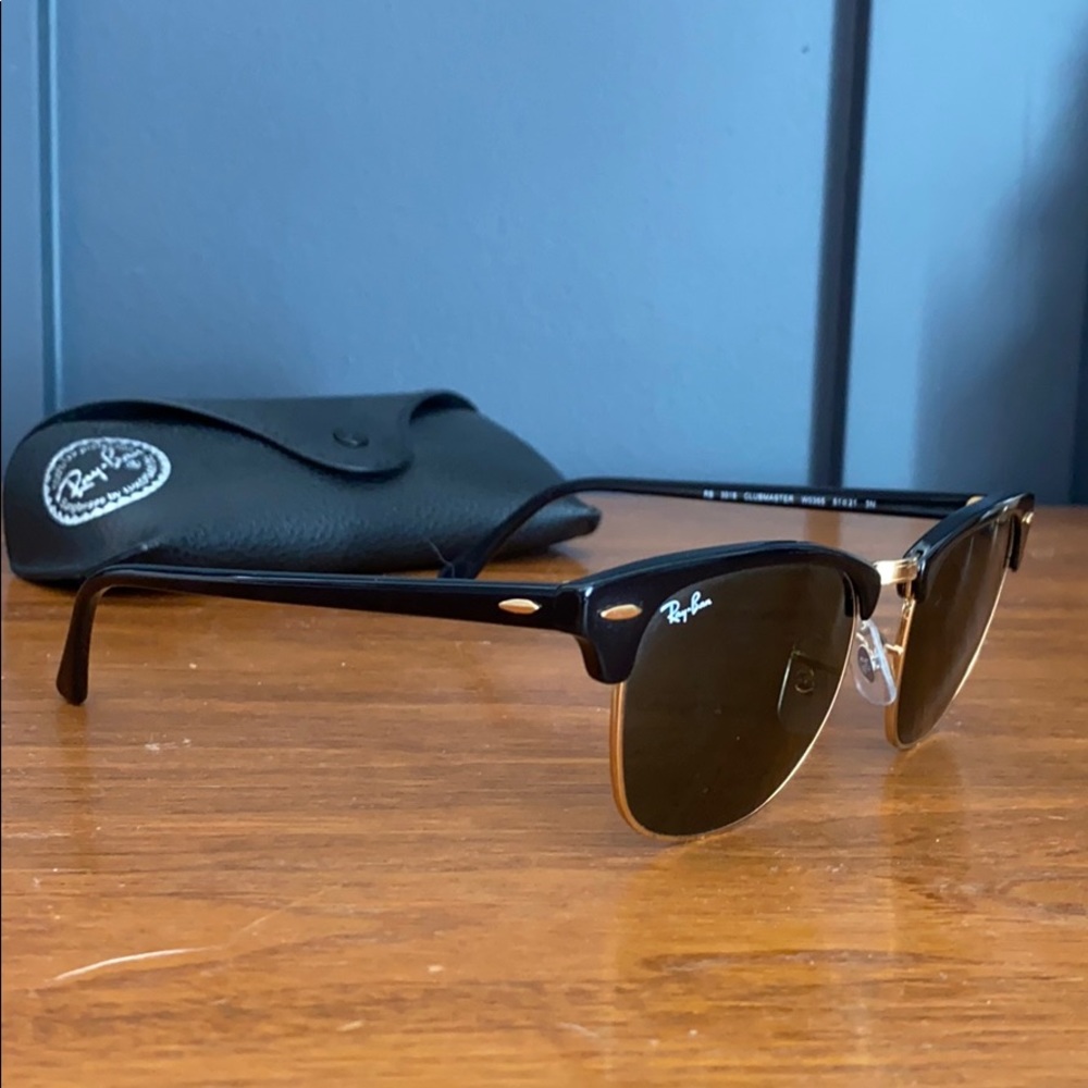 Ray-Ban Clubmaster Classic — Black